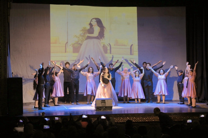 صفاء أبو السعود ونيفين رجب تحييان الحفل السنوى لقسم ذوي القدرات الخاصة بمركز الحفني