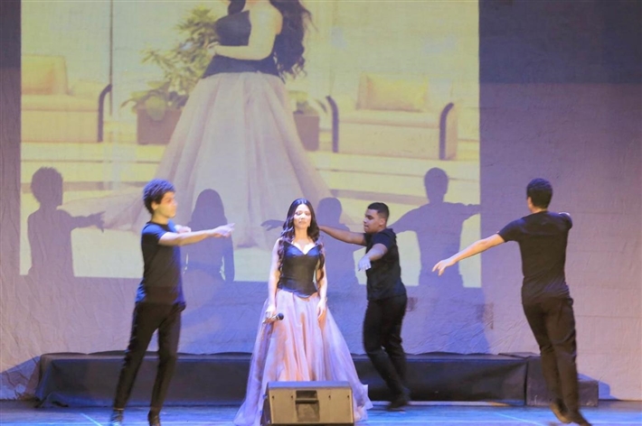 صفاء أبو السعود ونيفين رجب تحييان الحفل السنوى لقسم ذوي القدرات الخاصة بمركز الحفني