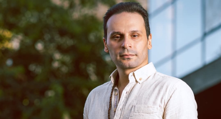 محمود العزازي