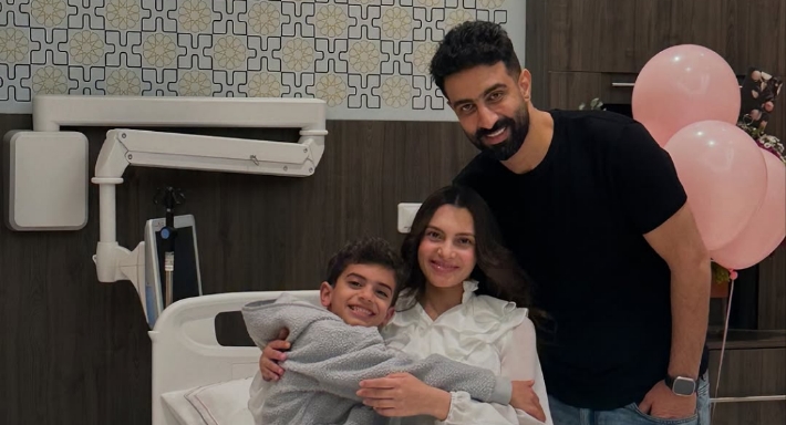 كارمن سليمان وزوجها وابنها