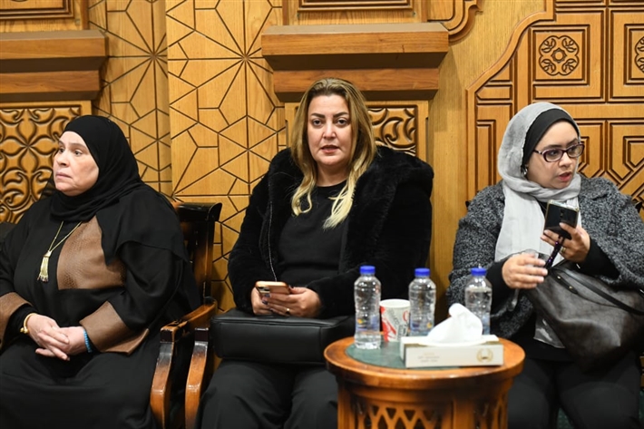 محمود الخطيب وإيمي سمير غانم ويسرا اللوزي من بينهم ... المنتج أحمد السبكي يتلقى عزاء شقيقه بحضور النجوم