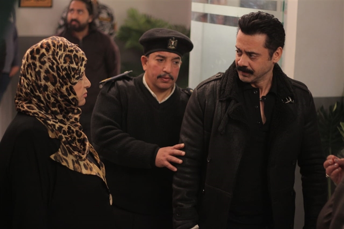  جريمة منتصف الليل الحلقة 6 ... مواجهات وفضائح وصفقات مشبوهة