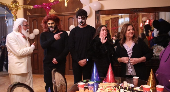 أكرم حسني يحاول الحصول على الخلطة السرية