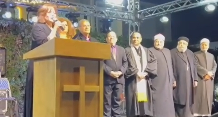 تكريم إلهام شاهين في الكنيسة الإنجيلية