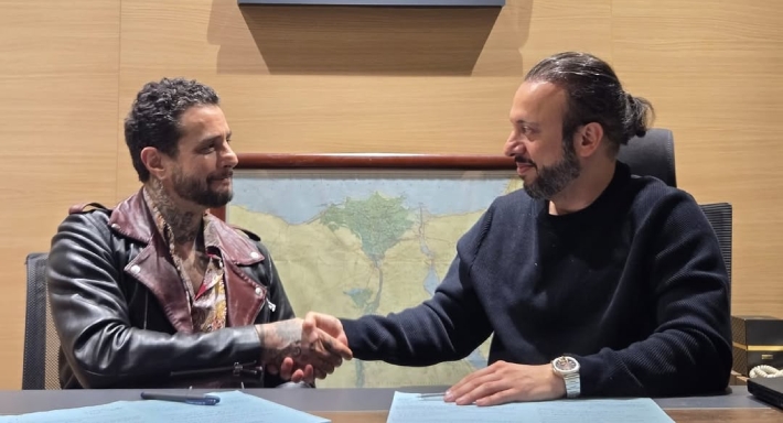 أحمد الفيشاوي يتعاقد على فيلم حين يكتب الحب