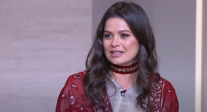 يسرا اللوزي