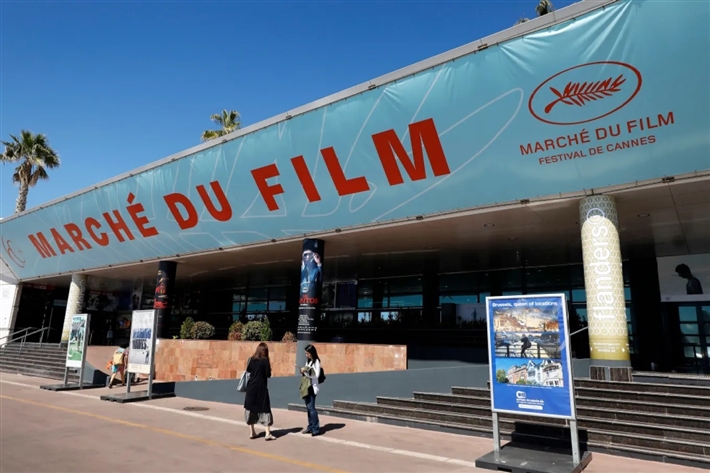 جناح مهرجان القاهرة في سوق مهرجان كان