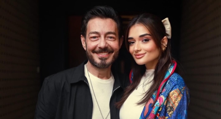 ملك أحمد زاهر ووالدها