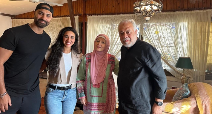 زيارة آية سماحة لمشيرة إسماعيل