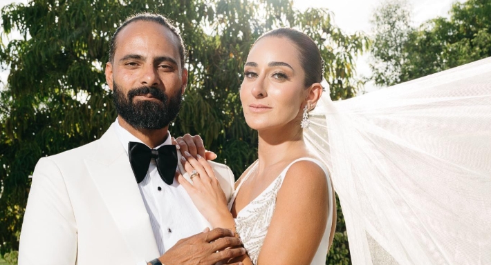 أمينة خليل بعد 4 أشهر من الزواج: أنا وسط بنات جيلي تأخرت في الجواز ... لكن ربنا كتب النصيب مع أحمد زعتر