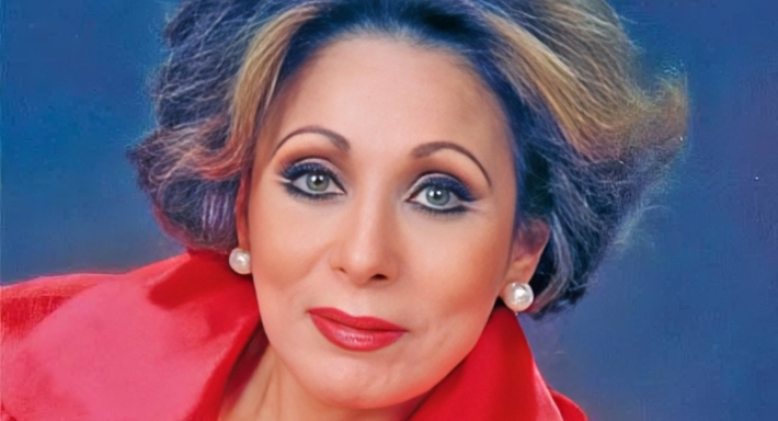 لبنى عبد العزيز