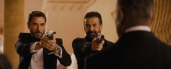 صورة من إعلان 7 Dogs