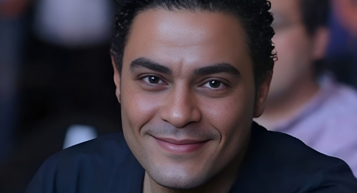 الشاعر نادر عبد الله