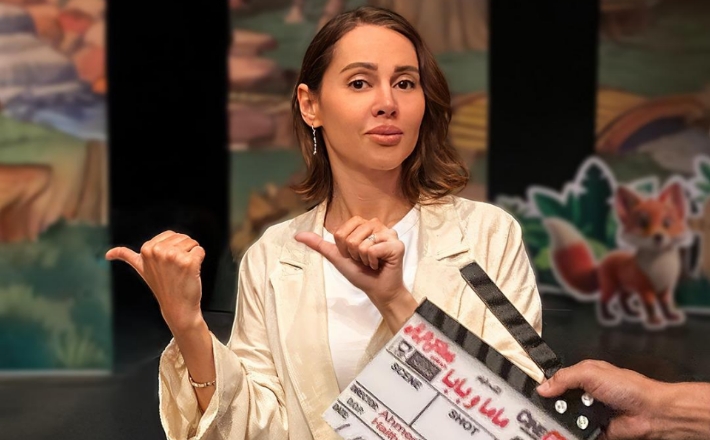 ياسمين رئيس تحتفل بانتهاء تصوير أحدث أعمالها السينمائية