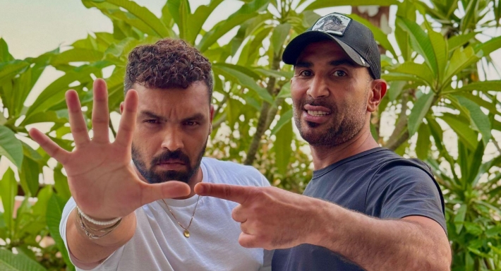 الشاعر فلبينو أحمد مع النجم أحمد سعد