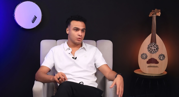 الشاعر الغنائي مصطفى حدوتة