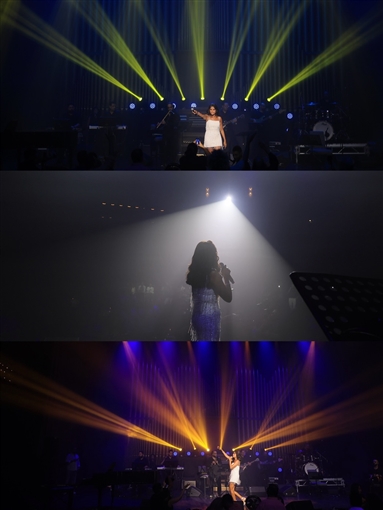  شرطة_الموضة: روبي بفستان أبيض قصير لامع مزين بشراشيب من Retrof te سعره 34 ألف جنيه