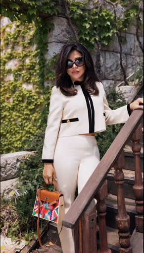  شرطة_الموضة: جومانا مراد بإطلالة مليونية في أحدث جلسة تصوير بدلة من Prada وحقيبة إصدار محدود من Herm s