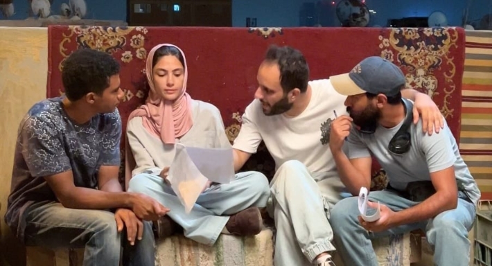 هدى المفتي في كواليس فيلم بنات فاتن