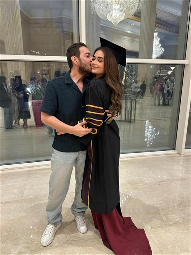 20 صورة من حفل تخرج ملك وليلى أحمد زاهر