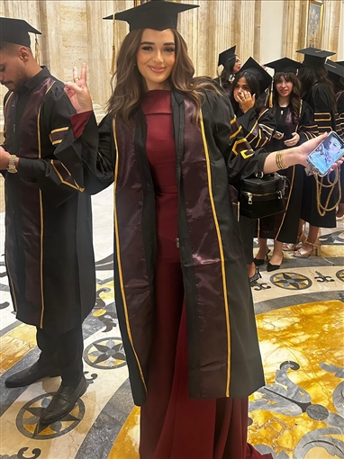 20 صورة من حفل تخرج ملك وليلى أحمد زاهر