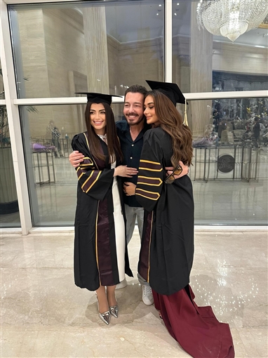 20 صورة من حفل تخرج ملك وليلى أحمد زاهر