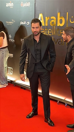 أكرم حسني وأحمد زاهر ومحمد الشرنوبي من بينهم ... نجوم الفن يتألقون خلال تكريمهم في مهرجان الفضائيات العربية