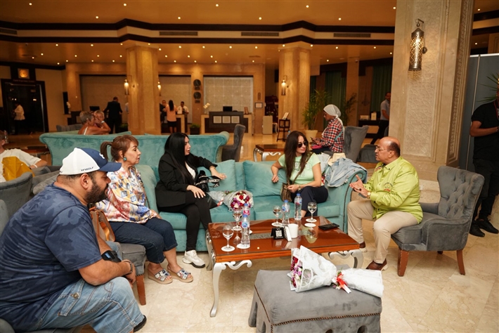 وصول النجوم نيرمين الفقي ومحمد ممدوح وعبير صبري إلى الغردقة للمشاركة في النسخة الثالثة لمهرجان الغردقة لسينما الشباب