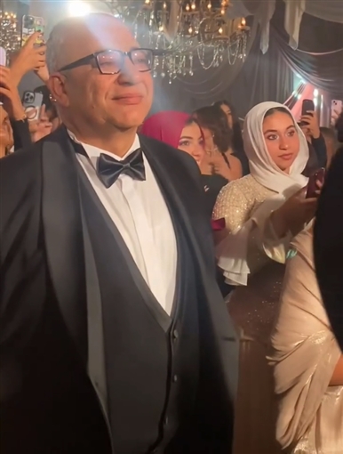 فيديو وصور - اللقطات الأولى من حفل زفاف محمد نجل بيومي فؤاد