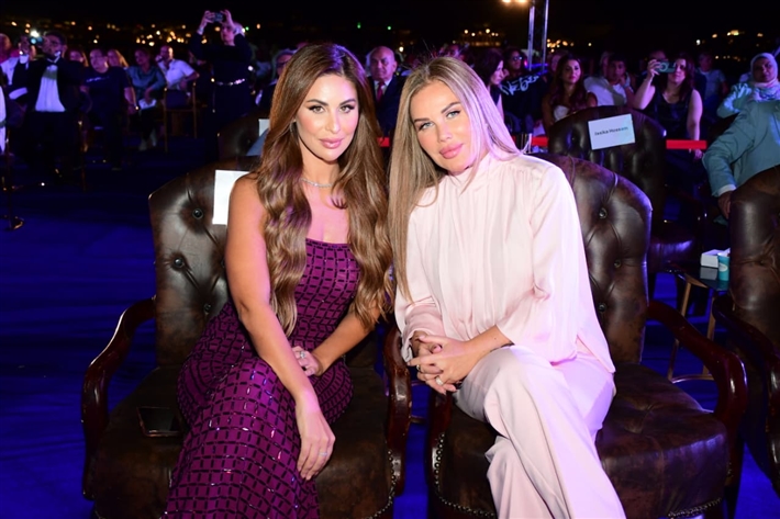 تكريم غادة عادل ومحمد ممدوح ونيكول سابا بحضور النجوم في حفل افتتاح مهرجان الغردقة لسينما الشباب