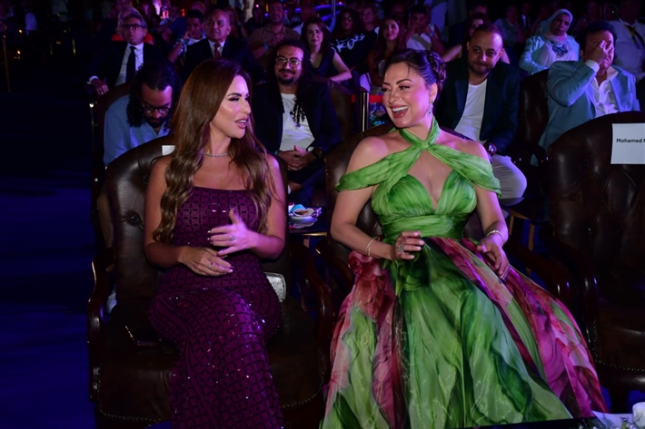 تكريم غادة عادل ومحمد ممدوح ونيكول سابا بحضور النجوم في حفل افتتاح مهرجان الغردقة لسينما الشباب