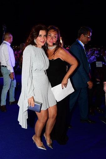 تكريم غادة عادل ومحمد ممدوح ونيكول سابا بحضور النجوم في حفل افتتاح مهرجان الغردقة لسينما الشباب