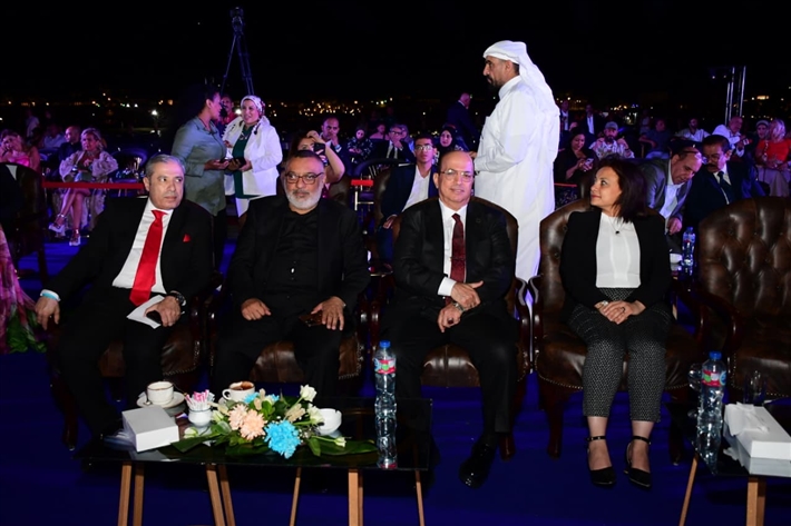 تكريم غادة عادل ومحمد ممدوح ونيكول سابا بحضور النجوم في حفل افتتاح مهرجان الغردقة لسينما الشباب