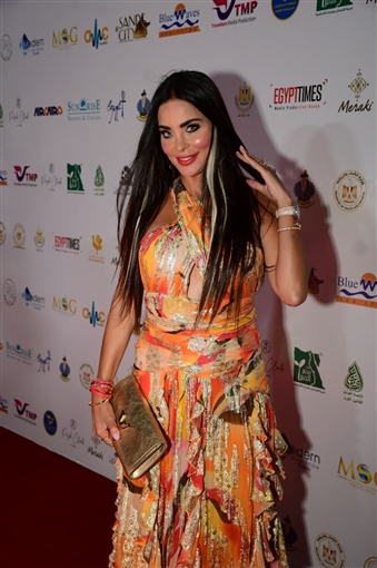 تكريم غادة عادل ومحمد ممدوح ونيكول سابا بحضور النجوم في حفل افتتاح مهرجان الغردقة لسينما الشباب