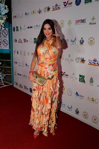 تكريم غادة عادل ومحمد ممدوح ونيكول سابا بحضور النجوم في حفل افتتاح مهرجان الغردقة لسينما الشباب