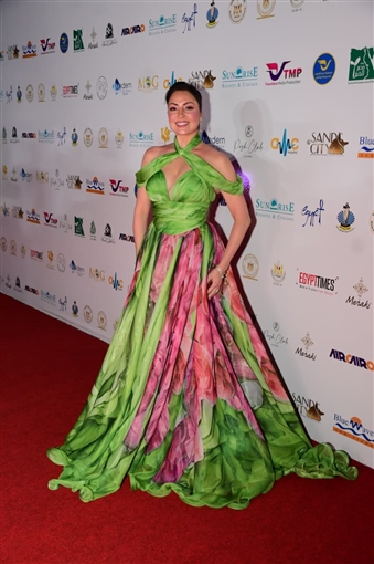 تكريم غادة عادل ومحمد ممدوح ونيكول سابا بحضور النجوم في حفل افتتاح مهرجان الغردقة لسينما الشباب