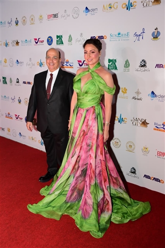 تكريم غادة عادل ومحمد ممدوح ونيكول سابا بحضور النجوم في حفل افتتاح مهرجان الغردقة لسينما الشباب