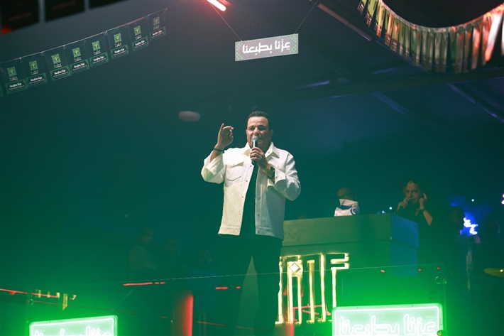 محمد فؤاد يتألق بأغانيه الرومانسية في حفل جماهيري ضخم على كورنيش النيل