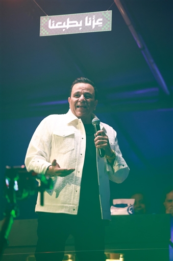 محمد فؤاد يتألق بأغانيه الرومانسية في حفل جماهيري ضخم على كورنيش النيل