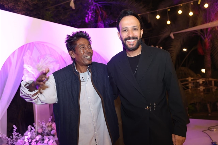 محمد منير يحتفل بحفل زفاف ابن شقيقته بحضور أحمد الشامي وأحمد عصام