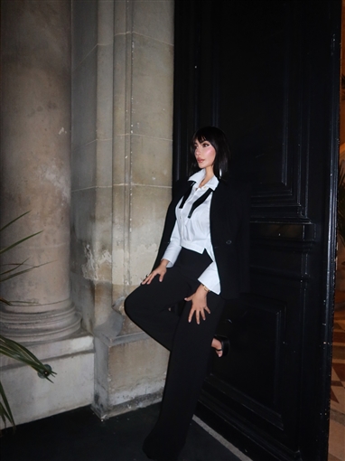 نور الغندور ببدلة من Elisabetta Franchi في أحدث جلسة تصوير بباريس العالم ملكي