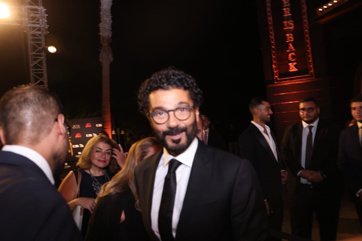 يسرا ومحمود حميدة ورامي إمام ومدحت العدل وخالد النبوي ونجوم الفن في عرض أم كلثوم 