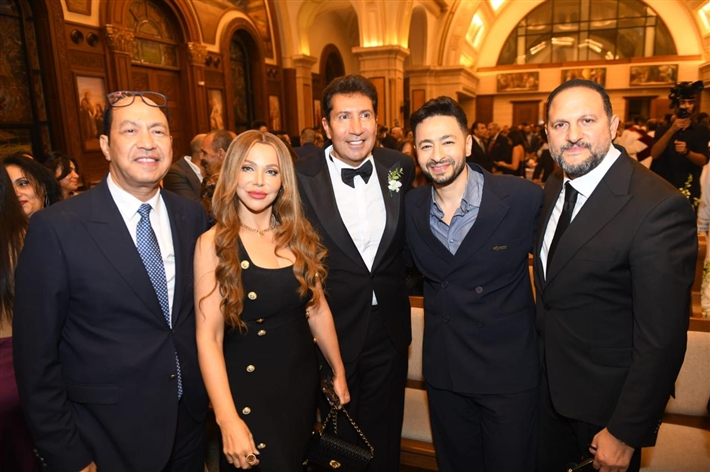 النجوم في حفل زفاف ابن هاني رمزي ... يسرا وريهام حجاج وليلى علوي ولبلبة