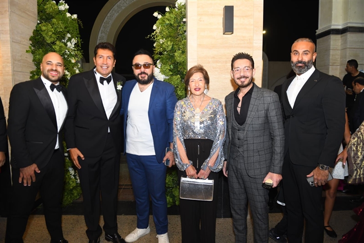 النجوم في حفل زفاف ابن هاني رمزي ... يسرا وريهام حجاج وليلى علوي ولبلبة