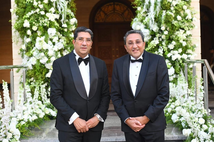 النجوم في حفل زفاف ابن هاني رمزي ... يسرا وريهام حجاج وليلى علوي ولبلبة