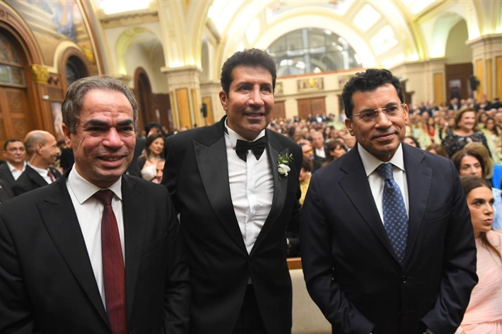 النجوم في حفل زفاف ابن هاني رمزي ... يسرا وريهام حجاج وليلى علوي ولبلبة