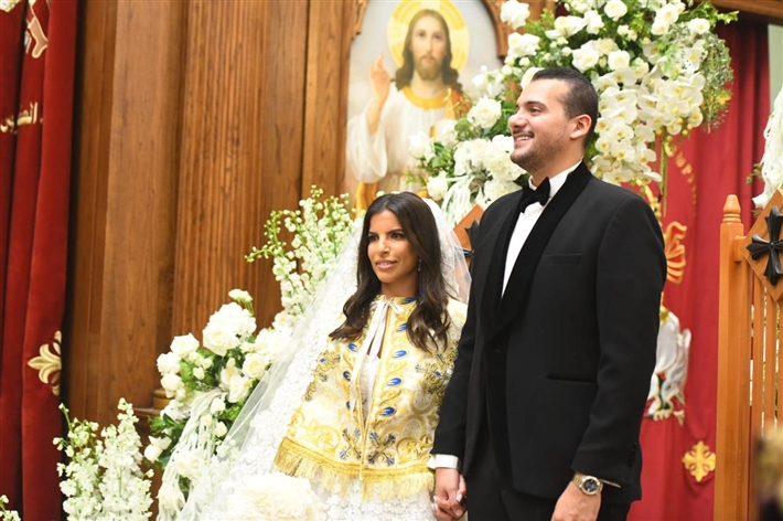 النجوم في حفل زفاف ابن هاني رمزي ... يسرا وريهام حجاج وليلى علوي ولبلبة