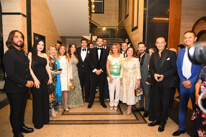 أحمد زاهر وماجد المصري ورامي إمام في حفل زفاف ابن هاني رمزي