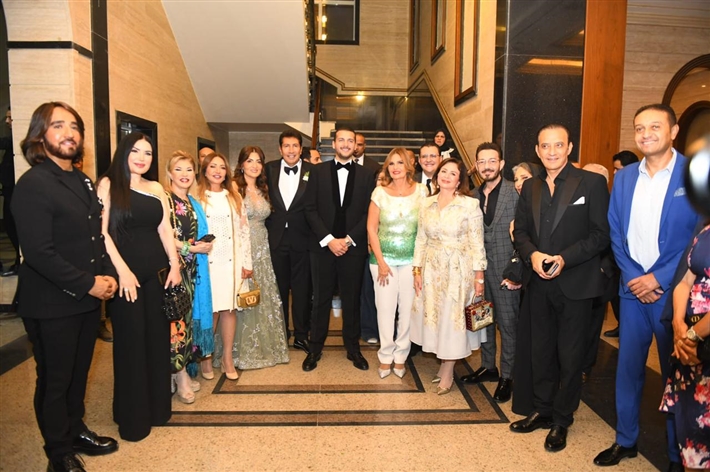 أحمد زاهر وماجد المصري ورامي إمام في حفل زفاف ابن هاني رمزي