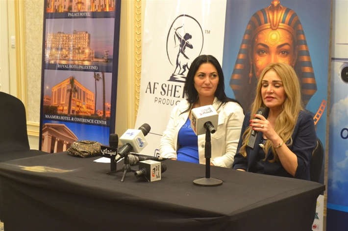 إيمان جمجوم ابنة فيروز الطفلة المعجزة : أنور وجدي احتكرها وكانت أم حازمة وفيلم دهب أحب أعمالها